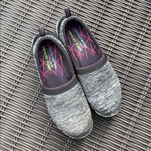 Sketchers Air Cooled slip ons